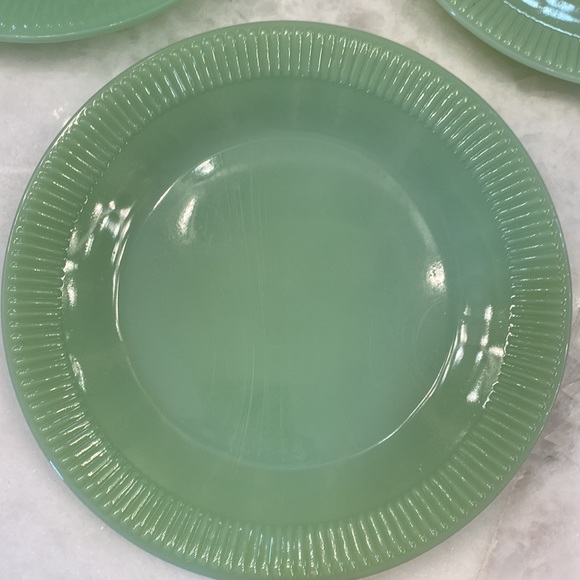 Fire King Jane Ray Jadeite Set of 3 dinner plates -9 1/8inch - Picture 3 of 14